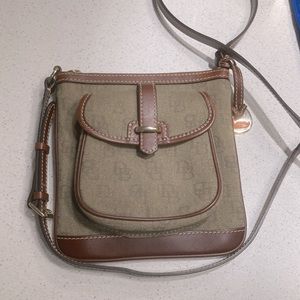 Dooney & Bourke crossbody bag